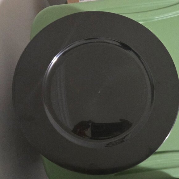 BLACK CHARGER PLATES - Picture 5 of 5